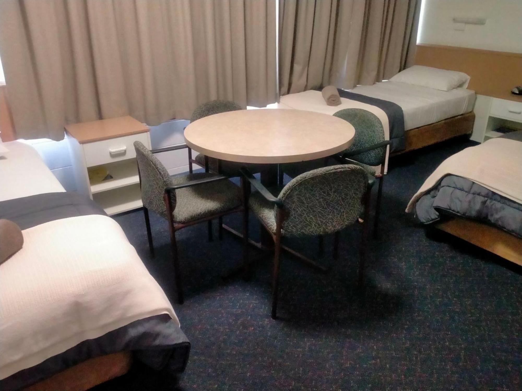 Oakey Motel Экстерьер фото
