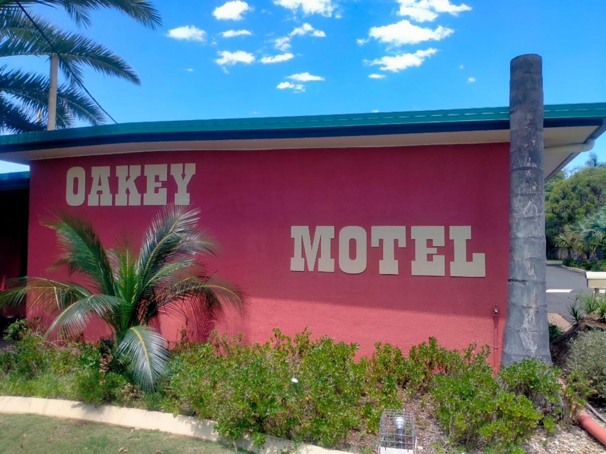 Oakey Motel Экстерьер фото