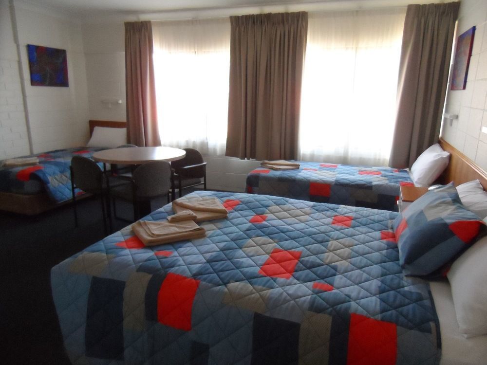 Oakey Motel Экстерьер фото